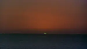 Задник до фильму"Зелений промінь" #408040