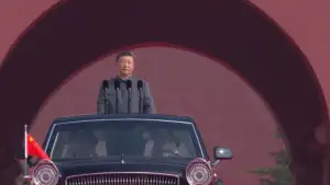 Задник до фильму"Les Empires contre-attaquent" #800573