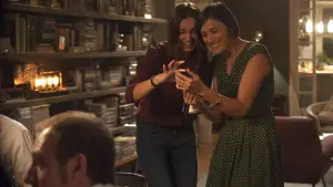 Задник до фильму"Ідеальні незнайомці" #184111