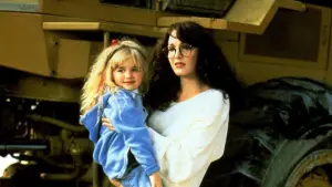 Задник до фильму"Проблемна дитина 2" #381287