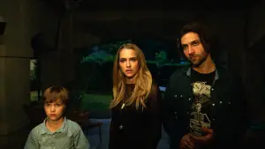 Задник до фильму"Не вимикай світло" #709183