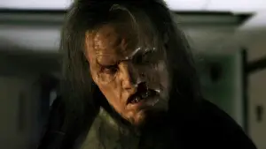 Задник до фильму"Поворот не туди 4: Кривавий початок" #793646