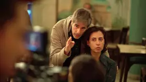 Задник до фильму"Я досі тут" #572648