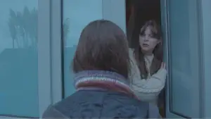 Задник до фильму"Voice Dismissed" #778107