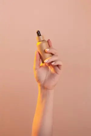 Постер до фильму"Догляд за шкірою" #637718