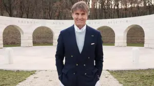 Задник до фильму"Brunello - Il visionario garbato" #776243