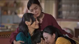 Задник до фильму"Andai Ibu Tidak Menikah Dengan Ayah" #787472