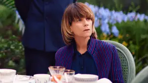 Задник до фильму"Найбагатша жінка світу" #534309