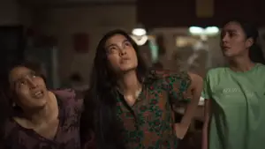 Задник до фильму"Andai Ibu Tidak Menikah Dengan Ayah" #787462