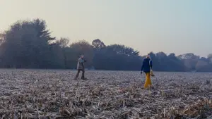 Задник до фильму"Милі кості" #654186