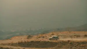 Задник до фильму"Смак вишні" #695673