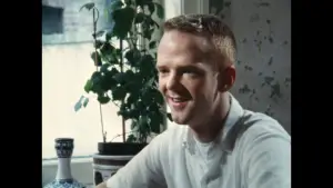 Задник до фильму"Jimmy Somerville, rebelle queer de la pop anglaise" #928266