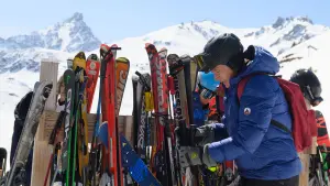 Задник до фильму"10 днів без мами в Куршевелі" #197190