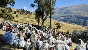 Задник до фильму"Le royaume des nuages" #800281