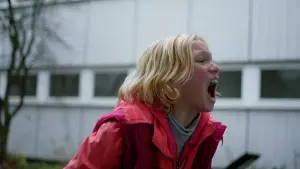 Відео до фільму Руйнівниця системи | SYSTEM CRASHER clip