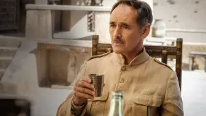 Задник до фильму"В очікуванні варварів" #310788