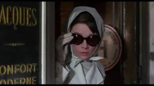 Задник до фильму"Шарада" #723071