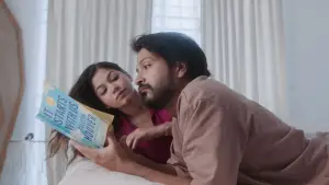 Задник до фильму"একসাথে আলাদা" #792427