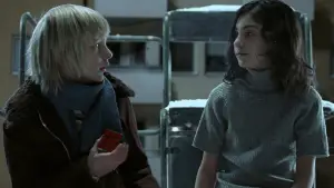 Задник до фильму"Впусти мене" #534410