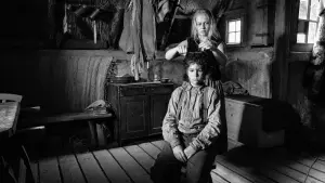 Задник до фильму"Пофарбоване пташеня" #371968