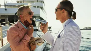 Задник до фильму"Ножі наголо: Скляна цибуля" #592433