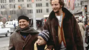 Задник до фильму"Сам удома 2: Загублений у Нью-Йорку" #567452