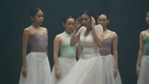 Задник до фильму"Danur: The Last Chapter" #761816