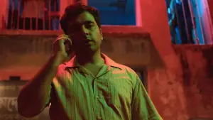 Задник до фильму"শ্রীস্বপনকুমারের বাদামী হায়নার কবলে" #763336