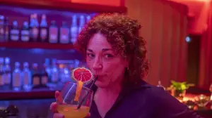 Задник до фильму"Auri" #813245