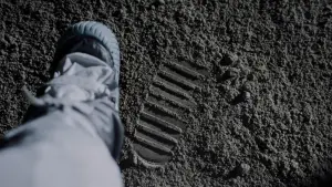 Задник до фильму"Перша людина" #631206