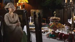 Задник до фильму"A Hero