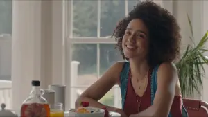 Задник до фильму"Голлі залишається на ніч" #437005