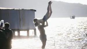 Задник до фильму"Наші найшаленіші дні" #713564