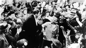 Задник до фильму"З собою не забрати" #212193