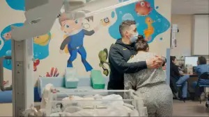 Задник до фильму"L’Hôpital des Premiers Jours" #775827