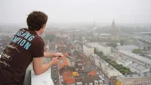 Задник до фильму"Entre deux âges, portraits d