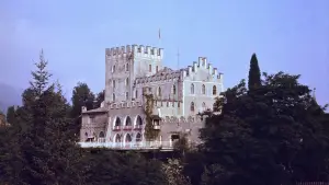 Задник до фильму"Battle for Castle Itter" #849891
