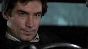 Задник до фильму"007: Іскри з очей" #637746