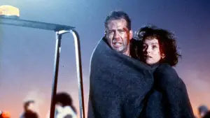 Задник до фильму"Міцний горішок 2" #596191