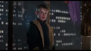 Задник до фильму"Сам удома 2: Загублений у Нью-Йорку" #567305