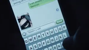 Задник до фильму"Неограновані коштовності" #672088