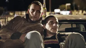 Відео до фільму Don't Be Bad | Film Trailer: Non essere cattivo / Don't Be Bad