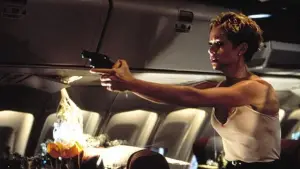 Задник до фильму"Турбулентність" #654101