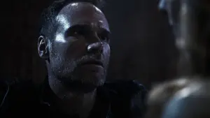 Задник до фильму"Повсталий з пекла: Вирок" #361146