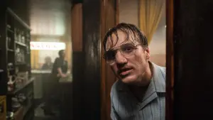 Задник до фильму"Золота рукавичка" #251789