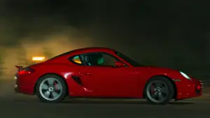 Задник до фильму"Моя провина" #517061