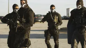 Задник до фильму"Злодії" #263014