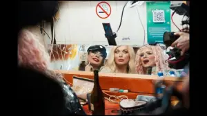 Задник до фильму"Королеви радості" #541788