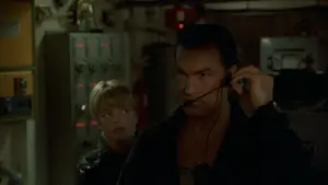 Задник до фильму"В облозі" #718010