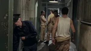 Задник до фильму"Втеча з в